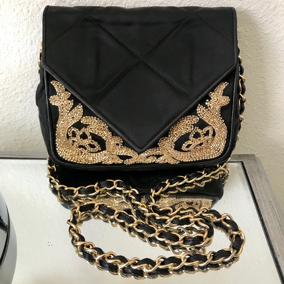 🌸sold🌸Vintage Black Chanel Mini Flap bag - Picture 2 of 8